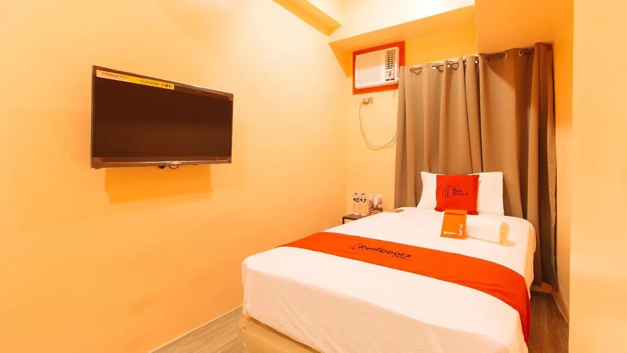 Hotel Reddoorz Plus @ Kaizen Suites Taft Avenue Manila