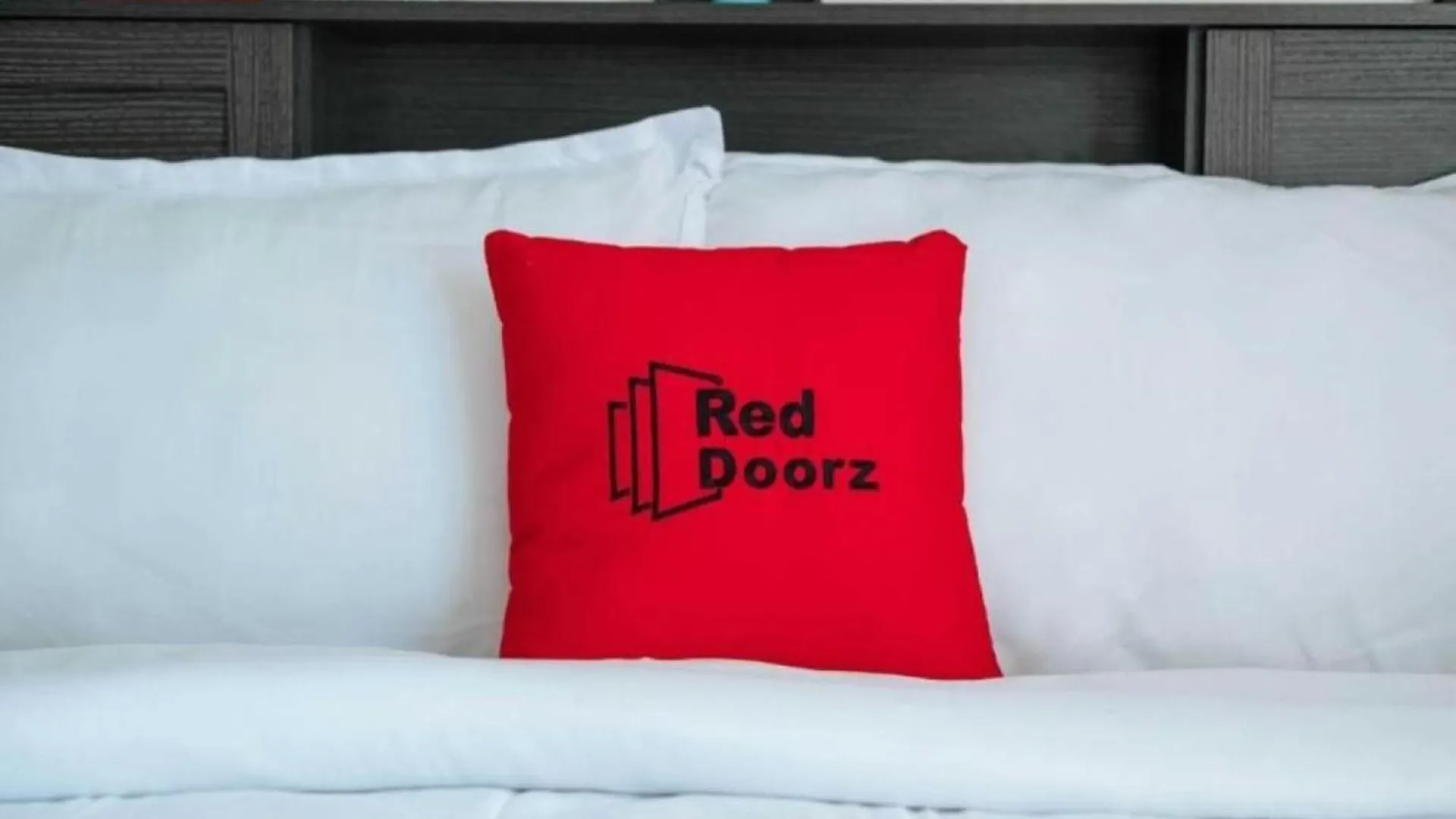 Hotel Reddoorz Plus @ Kaizen Suites Taft Avenue Manila