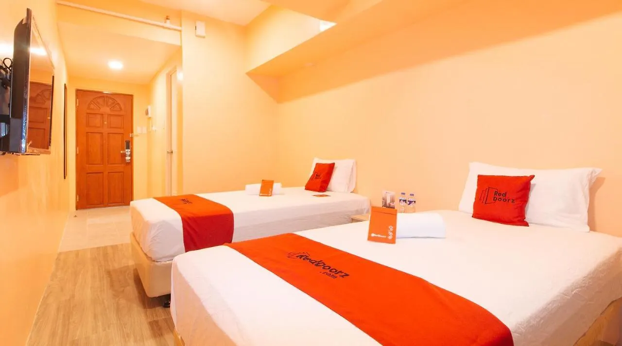 Reddoorz Plus @ Kaizen Suites Taft Avenue Manila Philippines